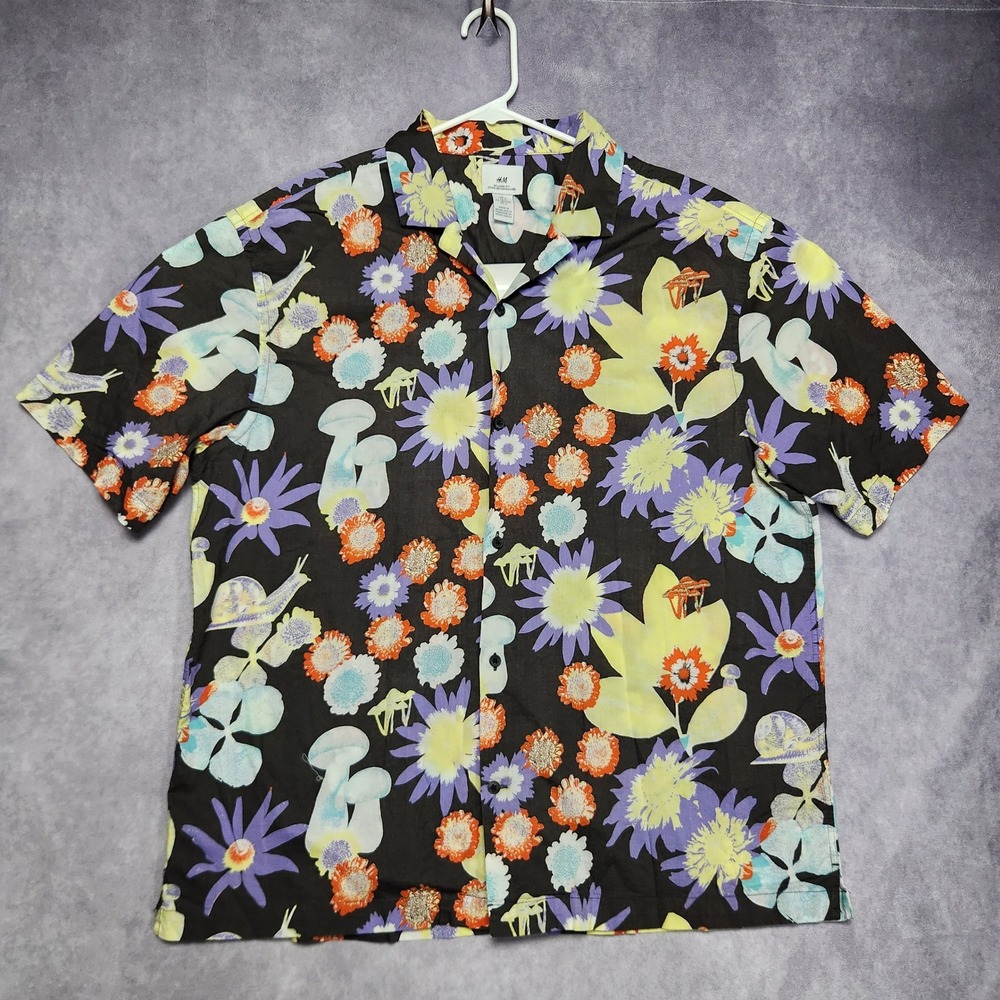 HM Relaxed Fit Floral Snail Mushroom Print Short Sleeve Button Up Shirt‎ Mens L